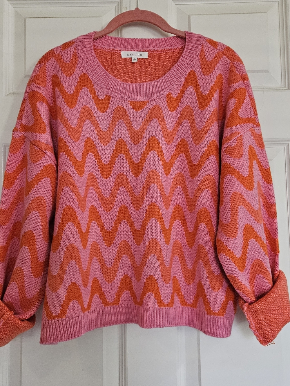 Pink & Orange Wave-Pattern Crewneck Sweater